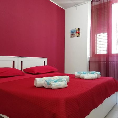 Casa Mazzacane Bari Appartamento Con 2 Camere Da Letto المظهر الخارجي الصورة
